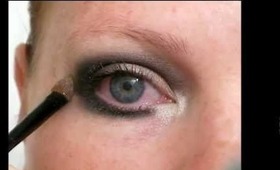 Britney Spears I wanna go music video smokey eye using bare minerals