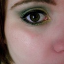Green and gold Christmas look