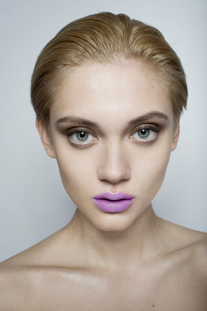 How to Get the SS14 Pastel Purple Trend Look without looking Dug Up : http://spindlemagazine.com/2014/04/purple-pastel-lips-ss14-prabul-gurung/