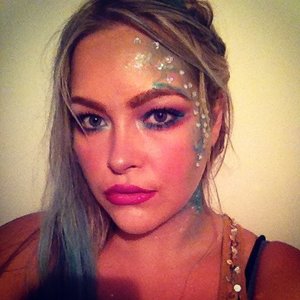 Mermaid look with glitter and crystals 