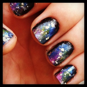 My first attempt at galaxy nails.. Xoxo