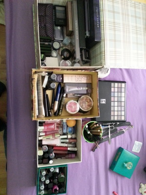 finally getting around to organizing my makeup!