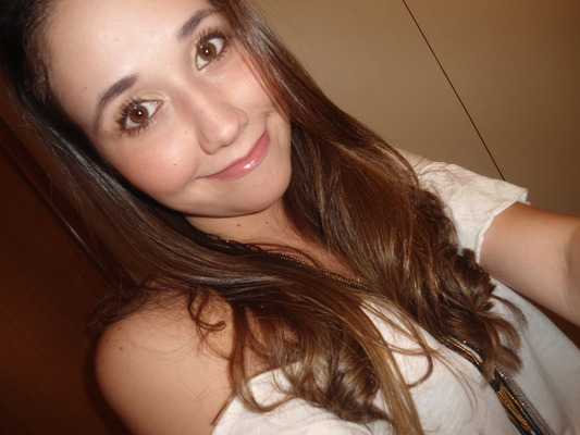 Ana Luiza T.