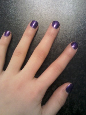 Love this colour so I thought I would share this with you guys!!<3