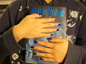 This color just reminded me of the Order of the Phoenix cover c: It's China Glaze's Frostbite, and it's absolutely amazing.