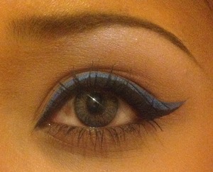 I also used Starlooks Stockholm palette for my iridescent blue highlight and also on top of the blue eyeliner as well :)
