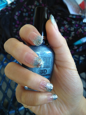 Prom nails! She had such beautiful NATURAL nails :)

Milani Cyberspace, Essie Set in Stones