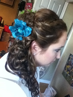 Side swipe curls. Beautiful curls. I did her hair for prom.