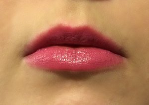 Wet n Wild lipstick in 907C - Mauve Outta Here