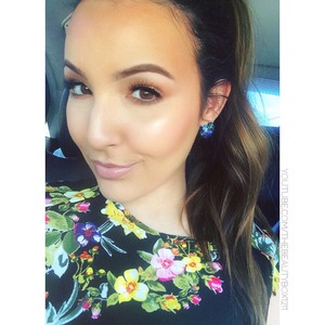 Minimal + My Go-To Lashes by Esqido in BFF ("Beauty" for 15% off) Esqido.com