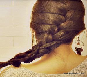 http://www.makeupwearables.com/2012/12/how-to-french-braid-your-own-hair.html
Learn how to French braid your own hair in this step-by-step, hair tutorial for beginners.  The "French braid over braid" hairstyle instructional video is for medium hair, for long hair,  and even for short hair .  The braid is intended for layered, thin, thick, coarse, straight, curly, kinky, or wavy hair. .  Wear this everyday/casual hairdo this holiday, for school, for work, for a wedding, and other formal  occasions.
http://www.makeupwearables.com/2012/12/how-to-french-braid-your-own-hair.html
