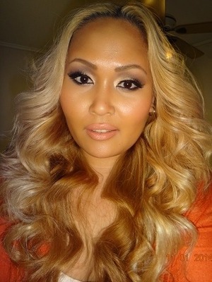 Check out my Beauty Blog: http://www.azhianbeauty.blogspot.com.au