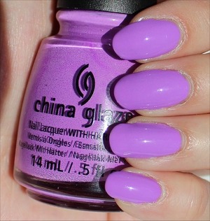From the Sunsational Collection. Click here to see my in-depth review and more swatches: http://www.swatchandlearn.com/china-glaze-thats-shore-bright-swatches-review/