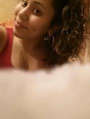 Yanairis G.