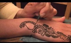 Simple Henna Design