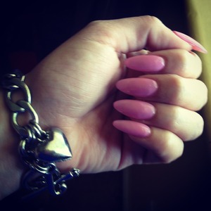 Simply baby pink cute claw nails 💅