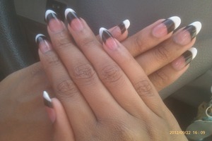 Pointed Tips With With and Black abd Clear Acrylic. 