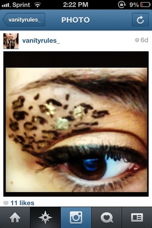 Quick and easy leopard eye! 