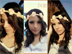 in love with diz  flower headbands((: