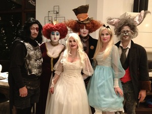 the cast of Alice in Wonderland