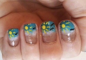 sunny beach nails