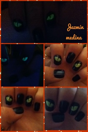 Glow in the dark nails 