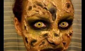 Halloween Series 2013: Easy Green Monster Makeup