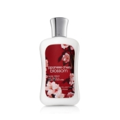 Bath & Body Works Japanese Cherry Blossom- Body Lotion 