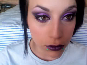 SUPER SULTRY LOOK {:  beautiful purples; MY FAV COLOR. and AAAmazing purple lip<3