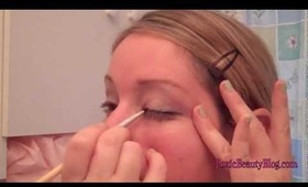 Apply Eyeshadow Like a Makeup Artist