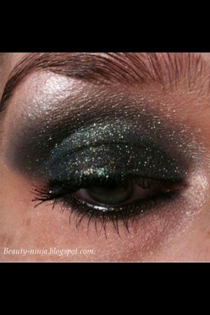 This is Darling Girl Cosmetics shadows in Helter Skelter & Bioexorcist. Lancome Hypnose Star mascara in black. 