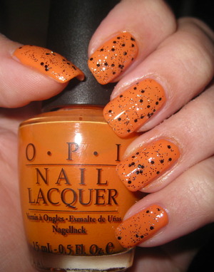 Halloween mani! OPI 'In My Back Pocket' with a Blue Cross Pumpkin Polish over it :)