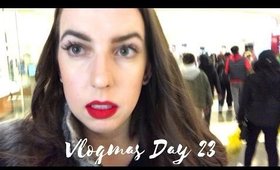 VLOGMAS 2016 DAY 23: Working From Home, Gift Wrapping, & Partying with Mom