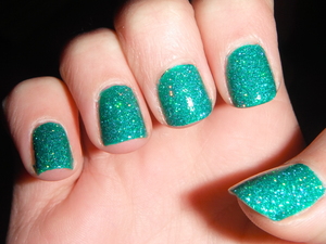 Funky Fingers- Tinsel Town
Holographic glitter! <3