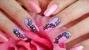 nail art easy & fast: mini flower on nails.
nail art to fall fast and fresh.