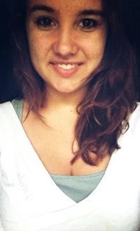 Anni V.