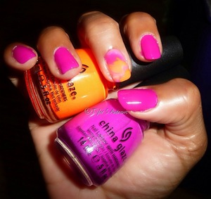 (Left Hand) --- Using China Glaze's "Under The Broadwalk" & "Orange Knockout". 
Mummy's early Mother's Day treat --- Mani with Marble Nails :)