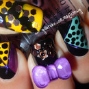 Easy Halloween Party Nail Art Design (using tape and 3D bow) 