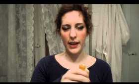 How to make you own hairspray!  ♥