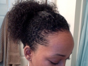 My natural hair texture. Kinky Curls :-P (love it) 