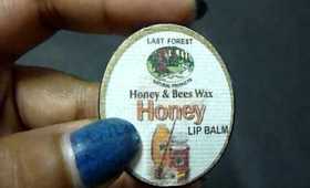review : Honey lip balm by NATURAL FOREST