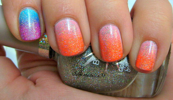 Gradient accent mani | Summer A.'s (wonderland-nails) Photo | Beautylish