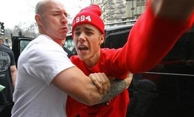 Kayla Speaks | Justin Bieber vs. Paparazzi