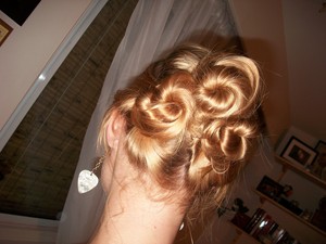 Very simple, just make three buns and pin down. Best to keep simple and a little messy : )