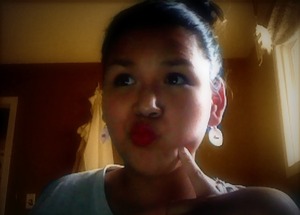 Bun, Red lips.. what do you think? =)