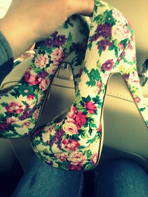 These heels are just to die for!