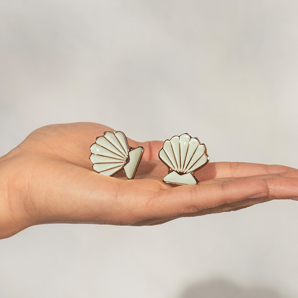 Kitsch Metal Clam Shell Hair Clip