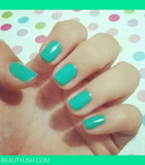 blue /green nails | Manuela P.'s Photo | Beautylish