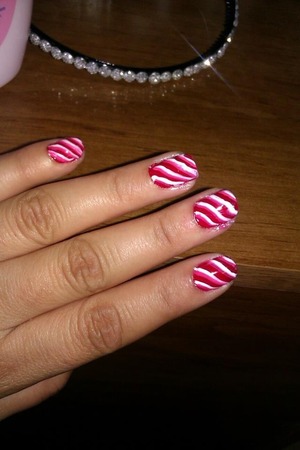 Candy cane nail art