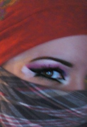 Recreation of Misschievous' arabic makeup look=)